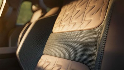  מבט מקרוב על ריפוד המושבים של רכב קונספט רנו 4 Savane