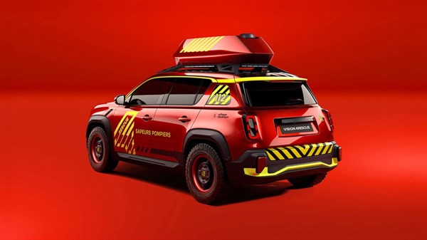  מבט מאחור על רכב קונספט רנו 4 vision for rescue
