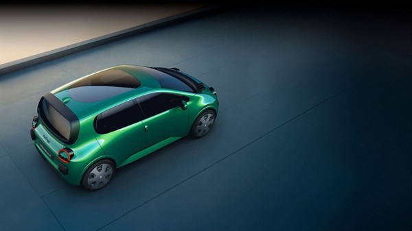 מבט אחורי מגבוה  על רכב קונספט רנו טוויגו חשמלי